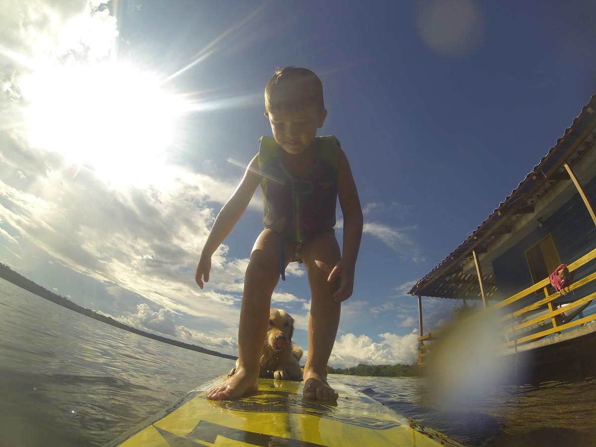 Abare House Floating Hostel Manaus Buitenkant foto